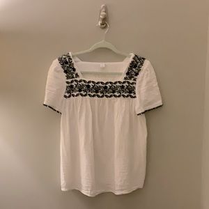 Old Navy boho embroidered blouse
